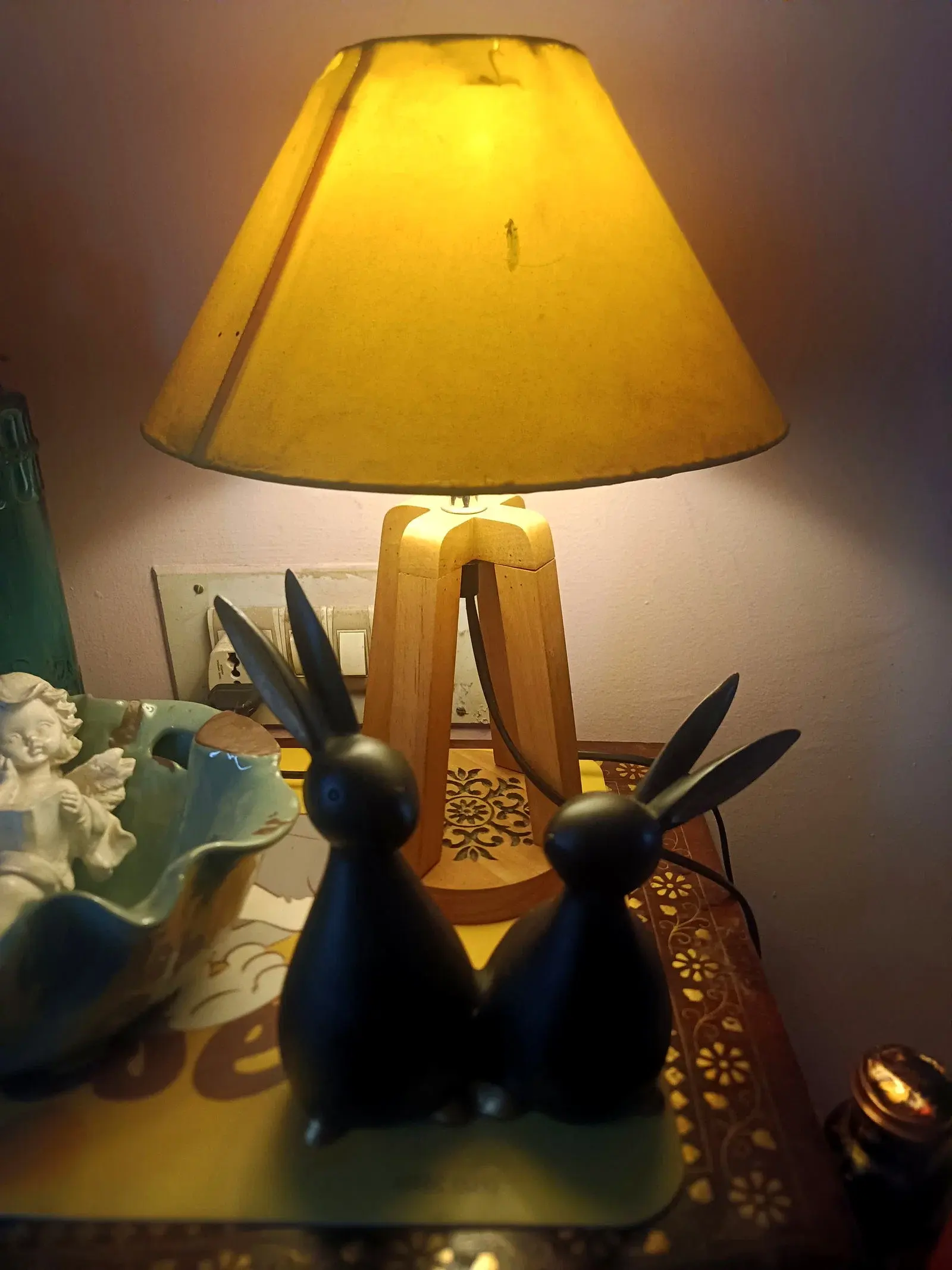 Resin Bunny Rabbit Decor Set thumbnail 2