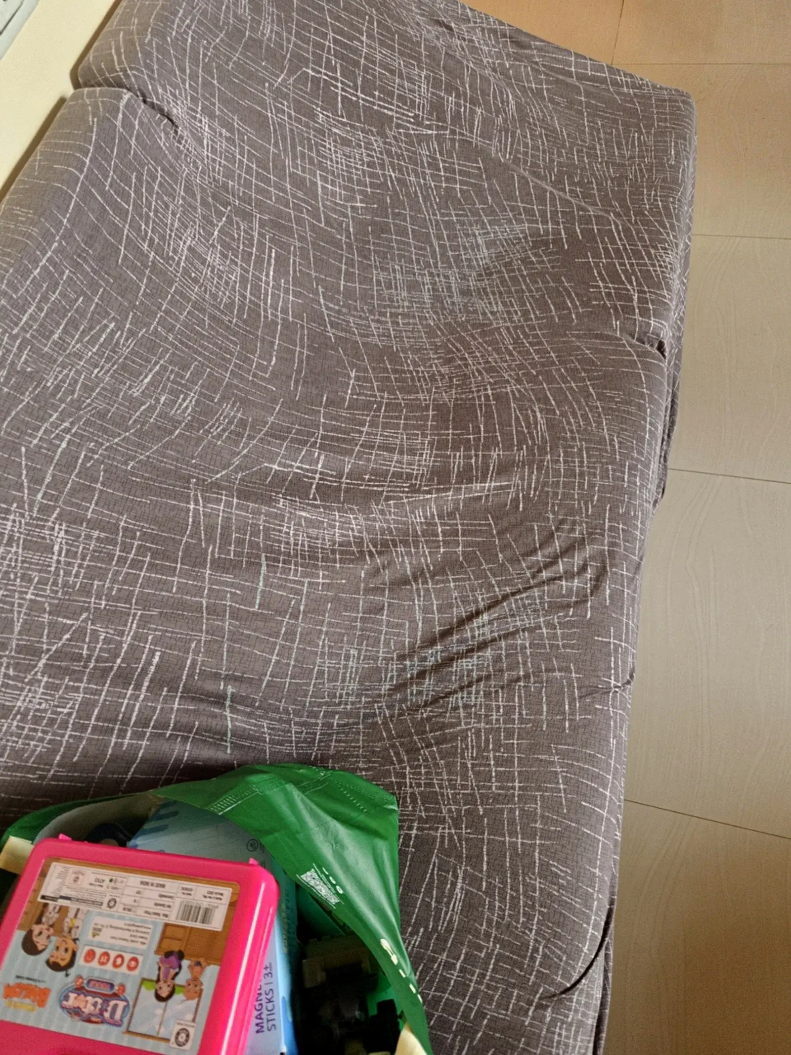 Bharat lifestyle 6 Seater Sofa thumbnail 2