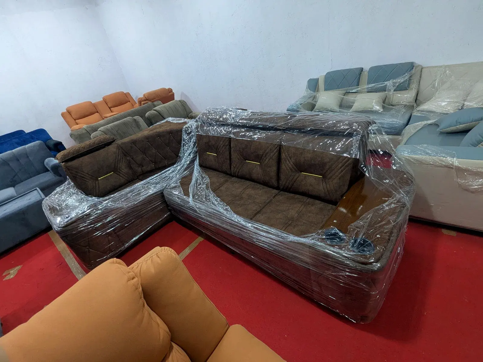 6 Seater Sofa S1_sofa Bugatti thumbnail 2