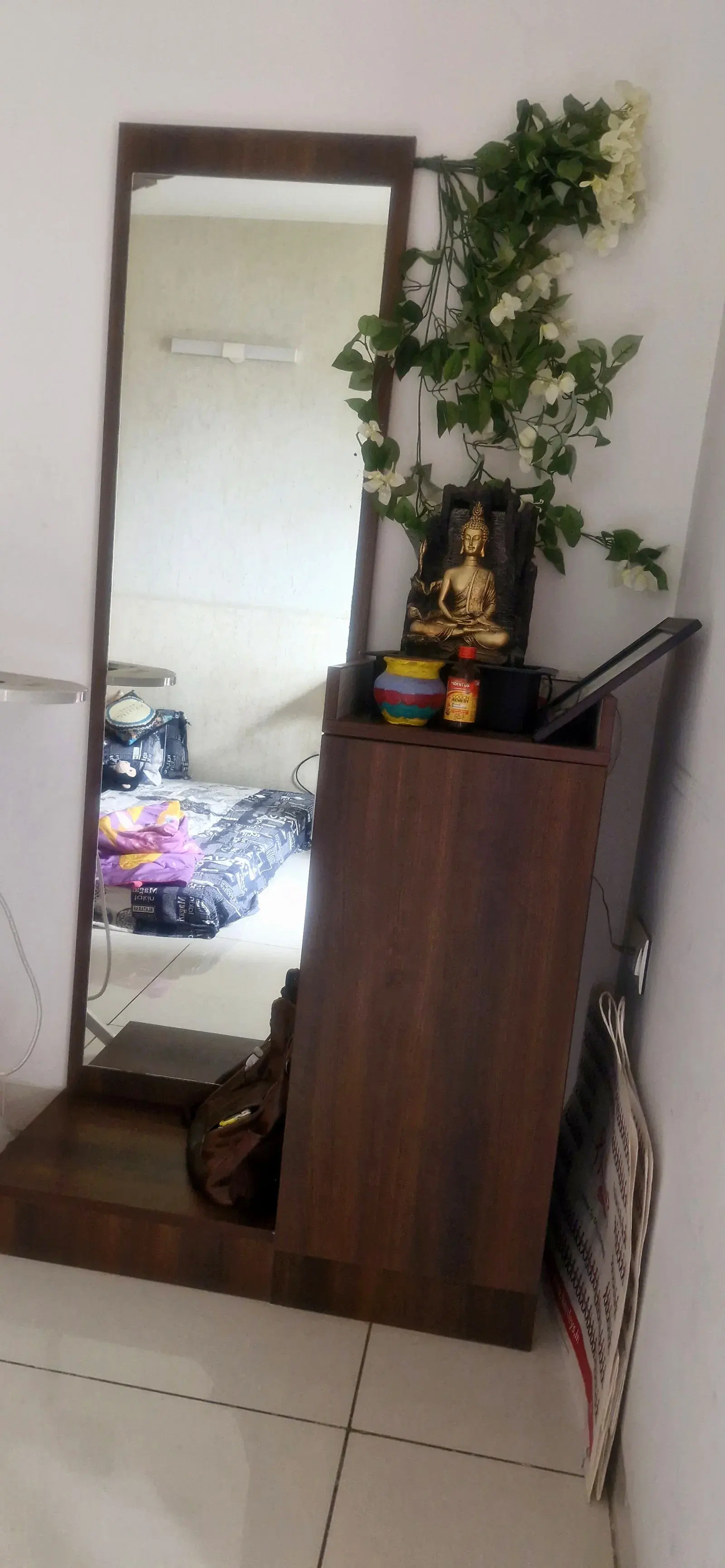 Brown Dressing Unit with Mirror thumbnail 2