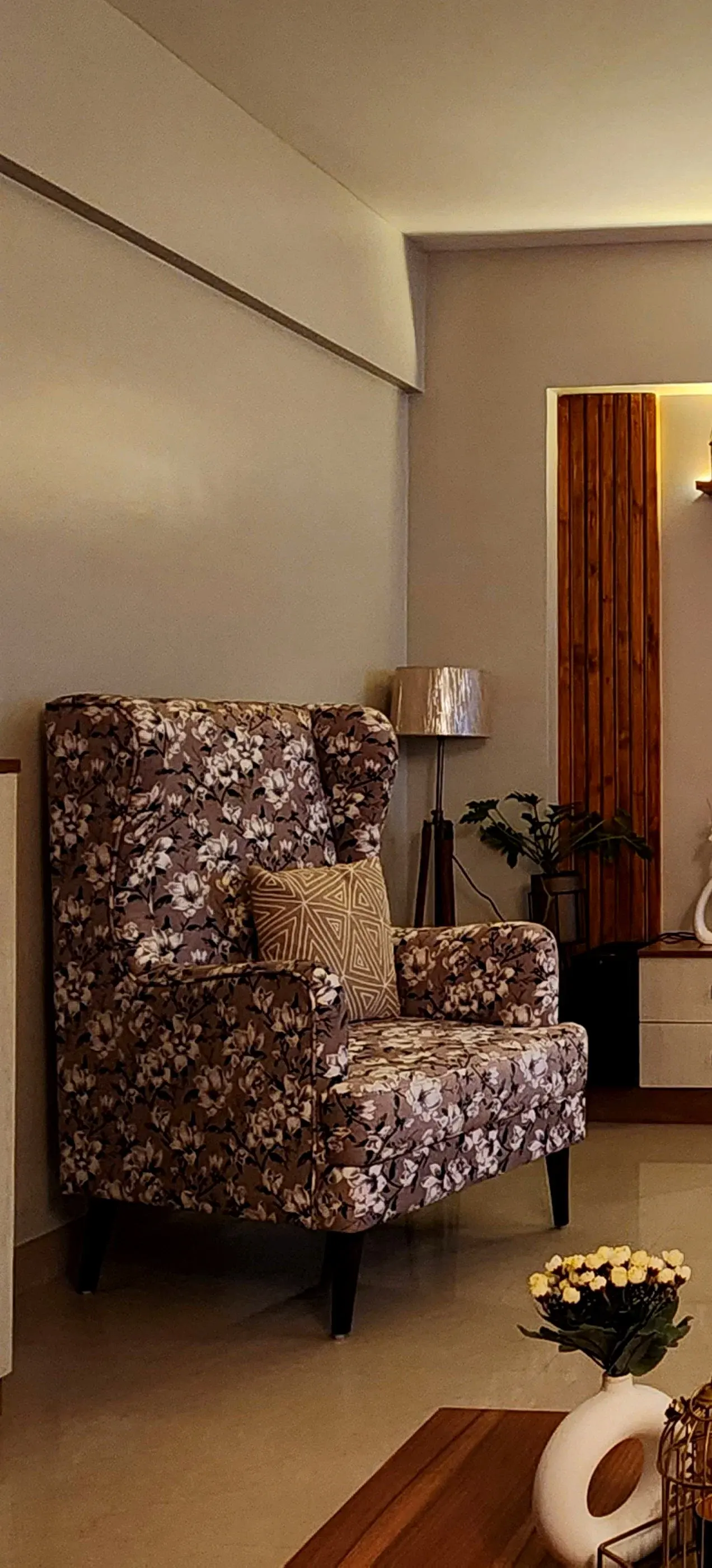 Wooden street Floral Pattern Chair