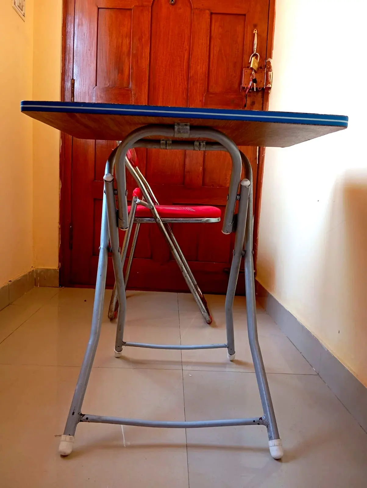 Suhana Foldable Table and Chair Set thumbnail 5