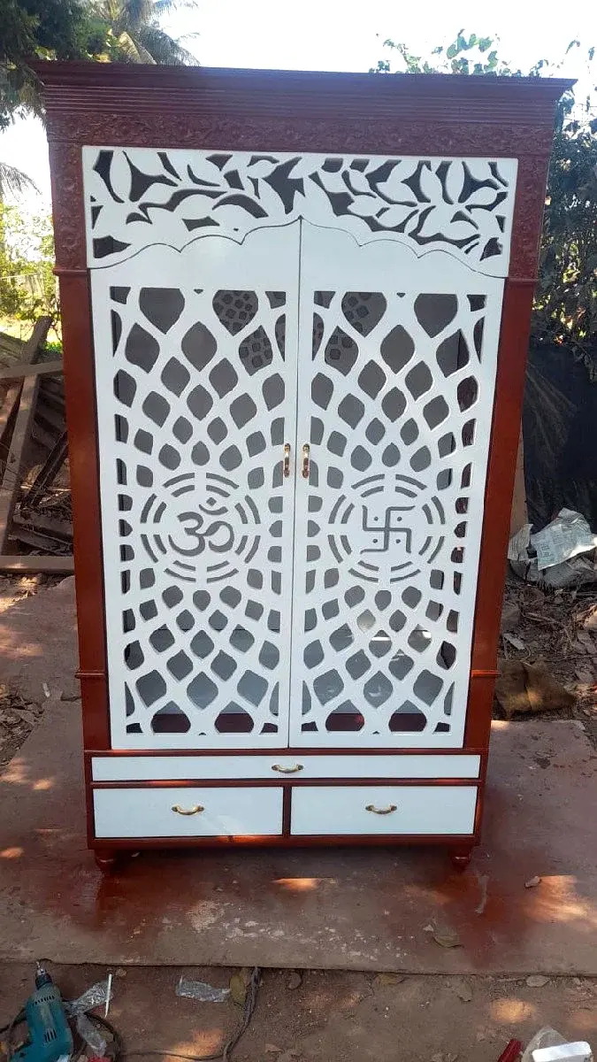 Wooden Dressing Unit 42x78x24 inches thumbnail 3