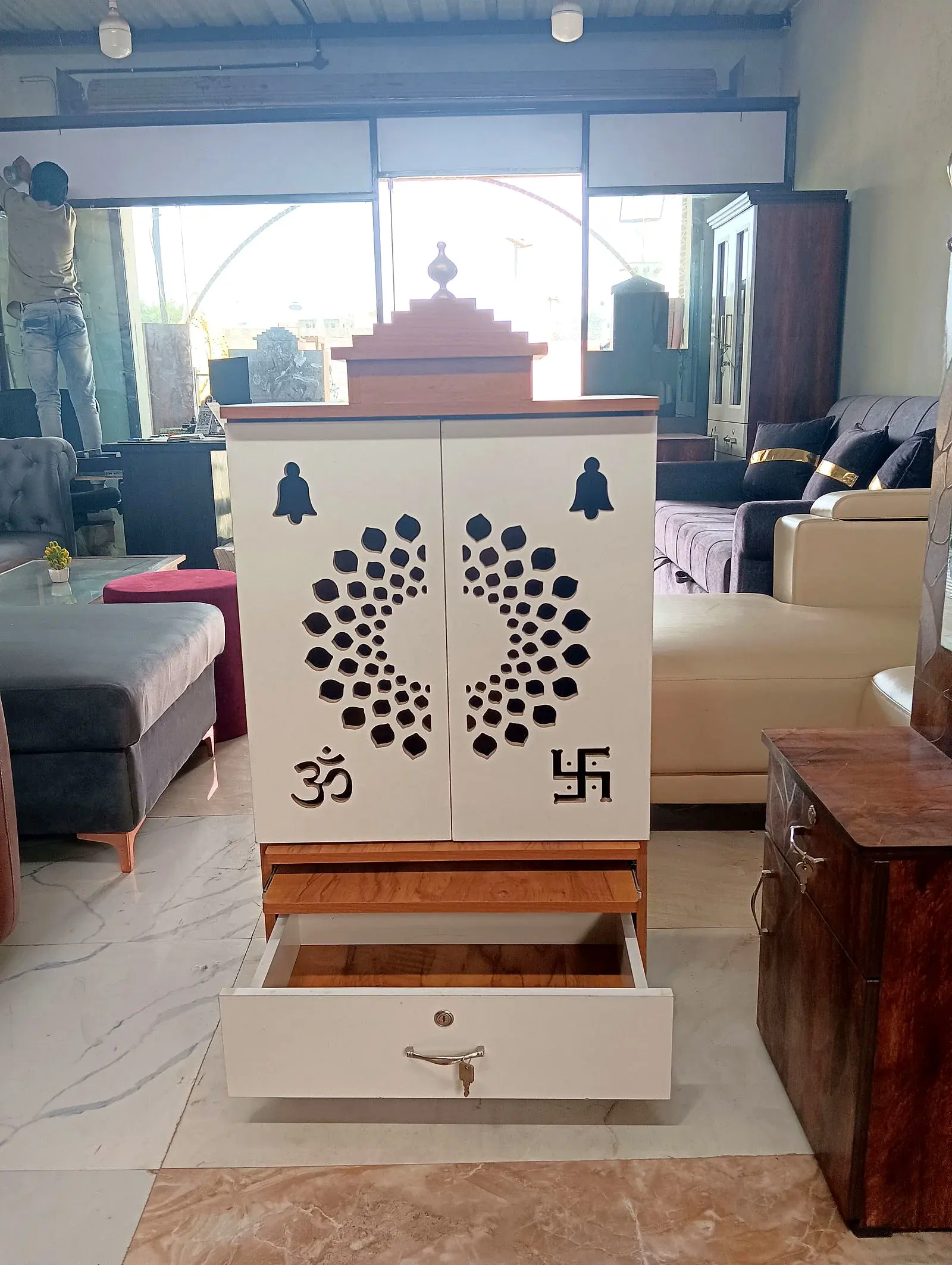 Evershine Furniture Pooja Mandir 24x42 inch thumbnail 3