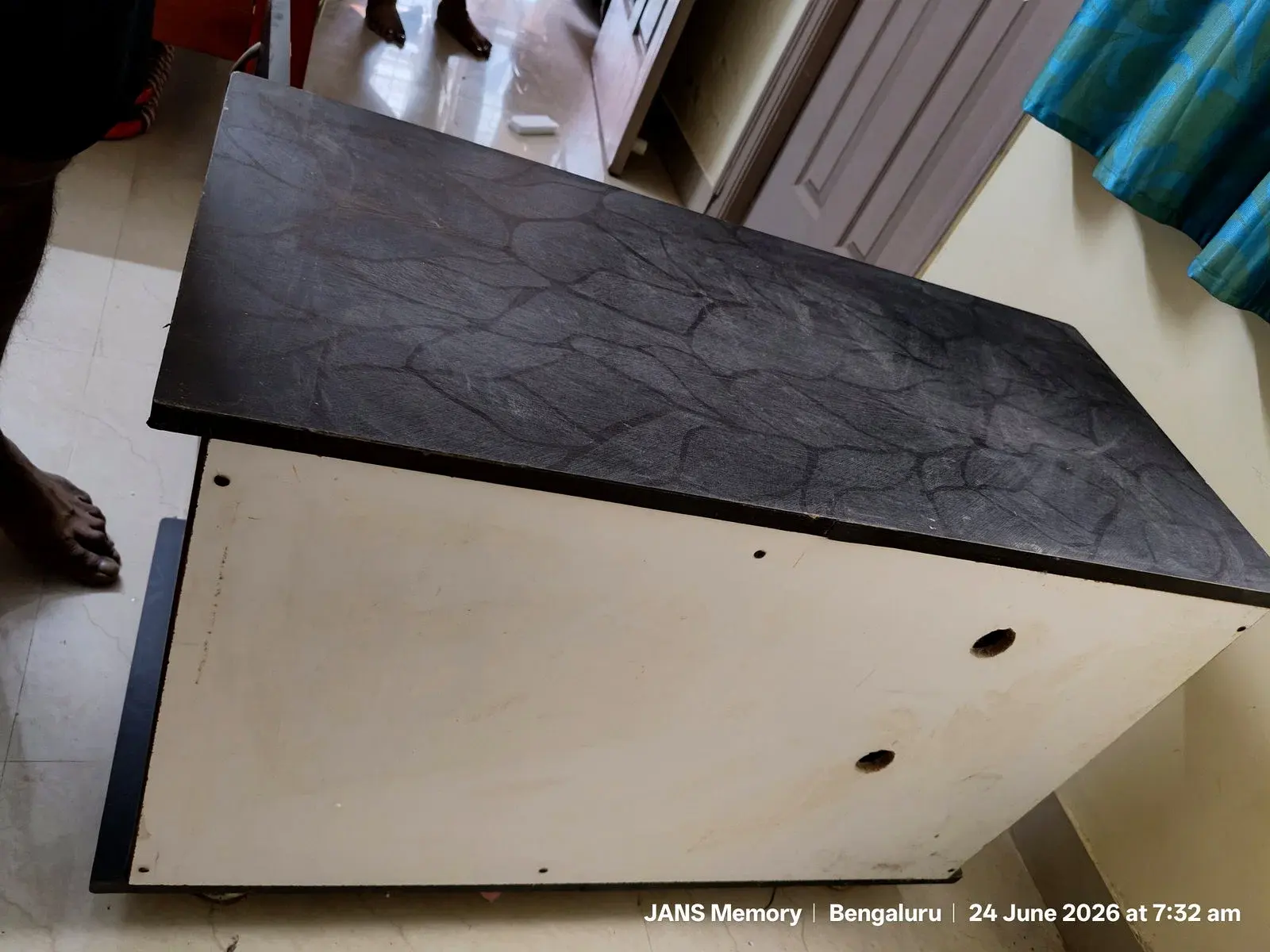 Wooden TV/Display Unit with Glass Door thumbnail 5