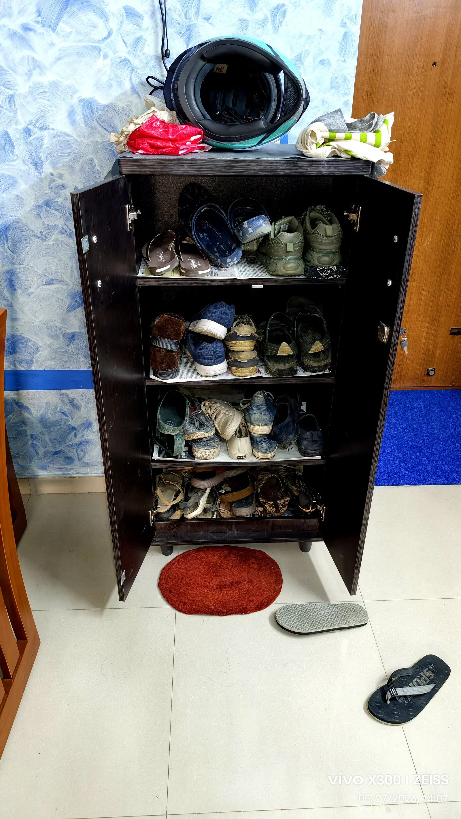 Shoe Rack 12 Pair Capacity thumbnail 2