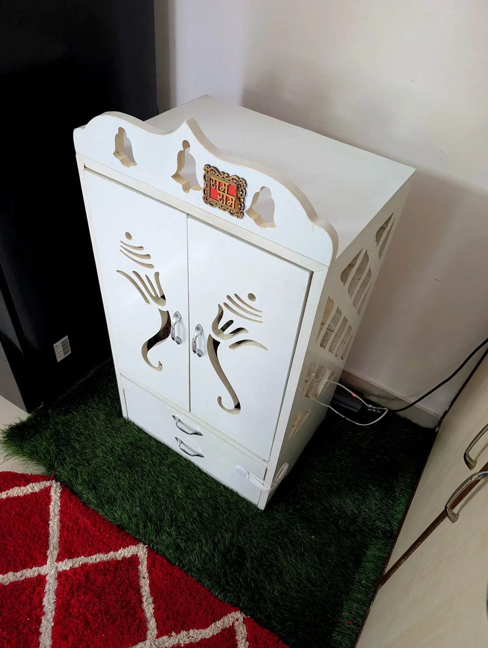 White Wooden Temple 4ft thumbnail 5