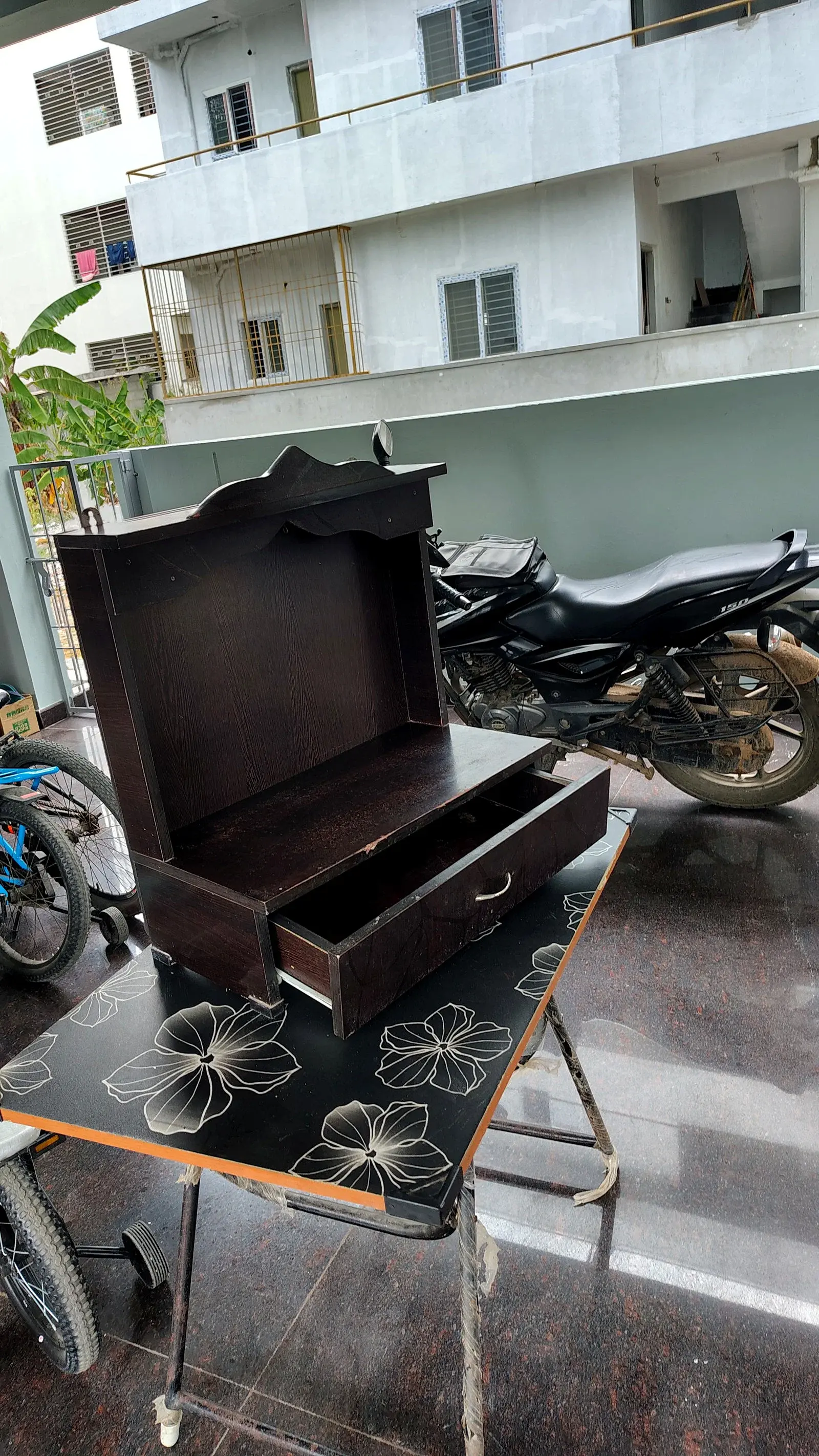 Wooden Temple with Drawer thumbnail 4