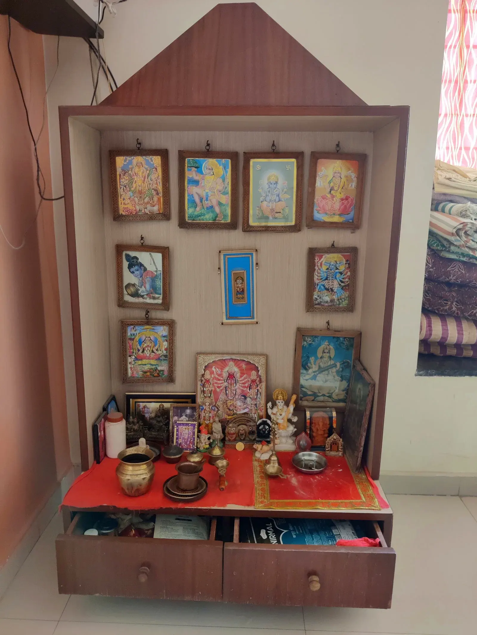 Wooden Temple Unit with Drawers thumbnail 2