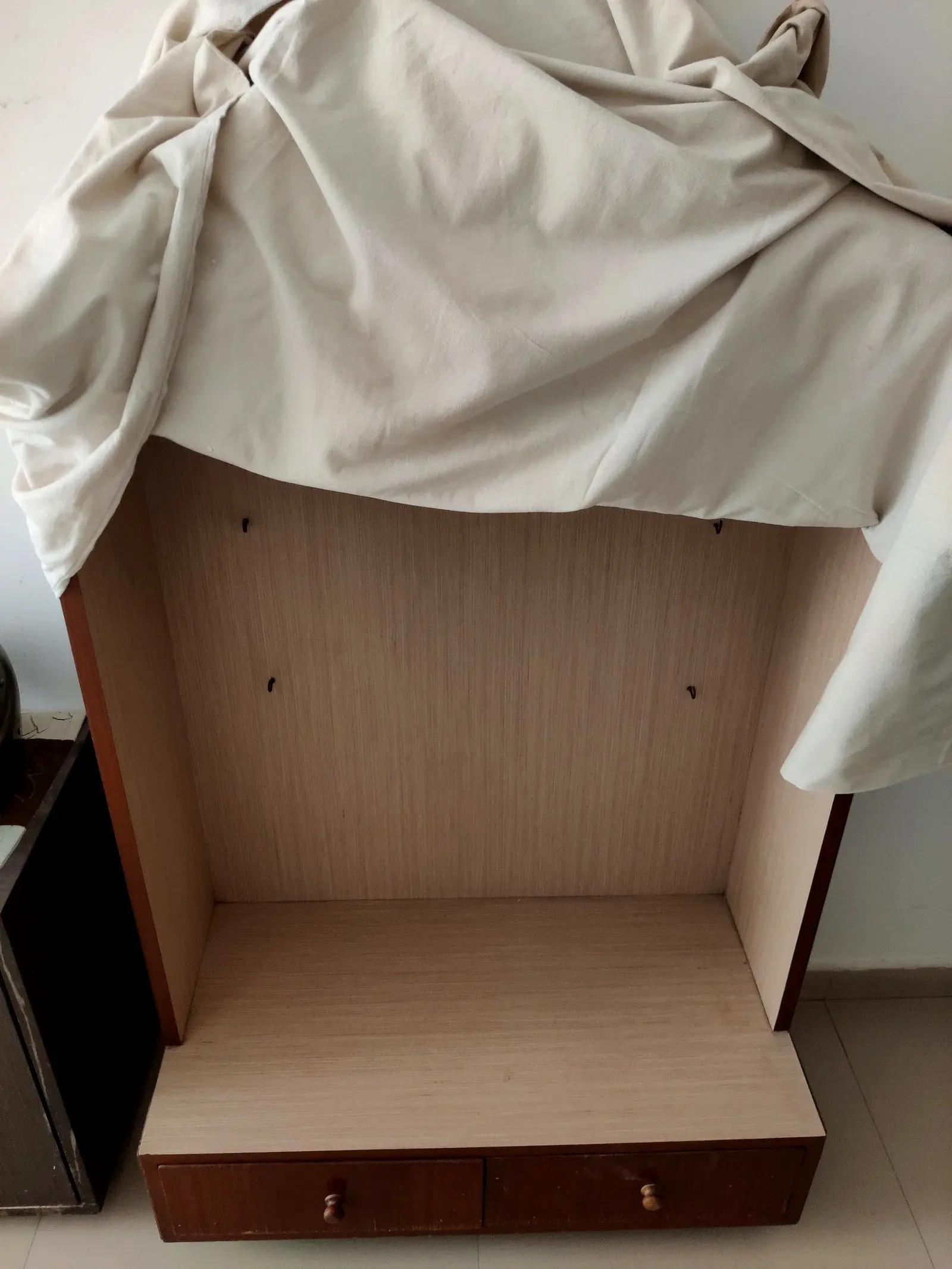 Wooden Temple Unit with Drawers thumbnail 3